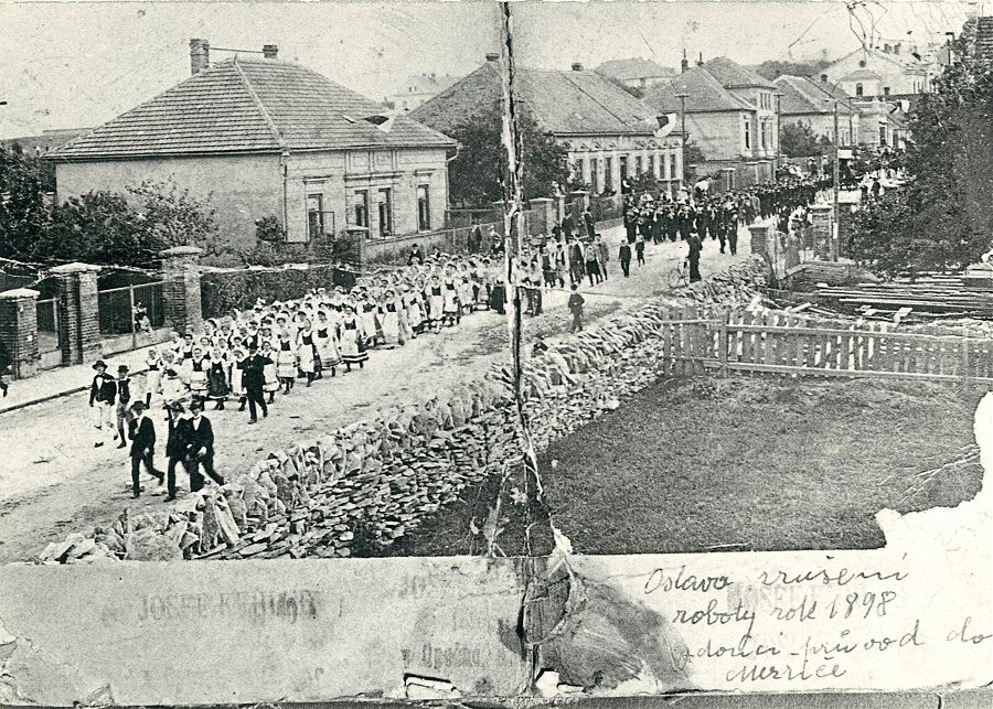 Opo�no, N�dra�n� 1898-2008