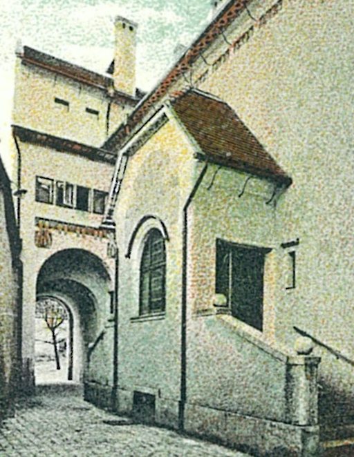 Opo�no, School 1920-2006